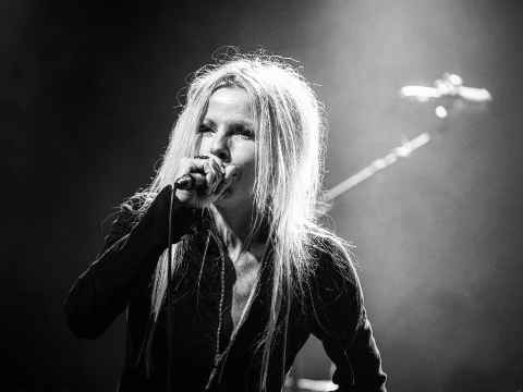 Blueszangeres AJ Plug in de Kroepoekfabriek